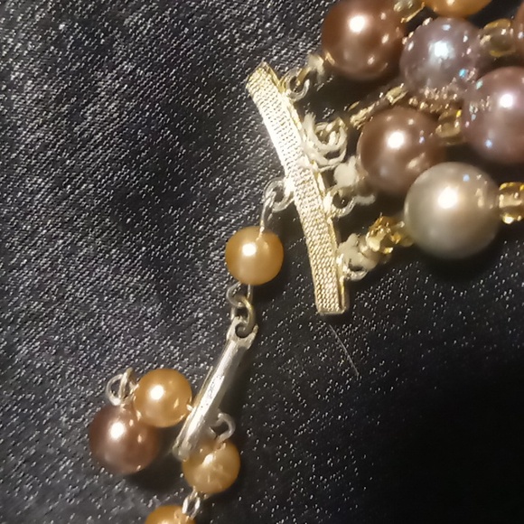 Vintage opalescent faux pearl and crystal cut glass 4 layers necklace - Picture 3 of 11